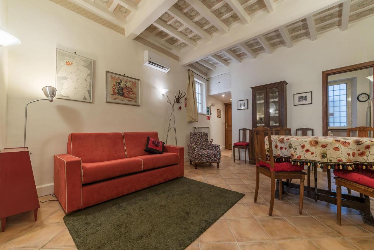 Fontanella Borghese Apartment - Fromhometorome Bagian luar foto