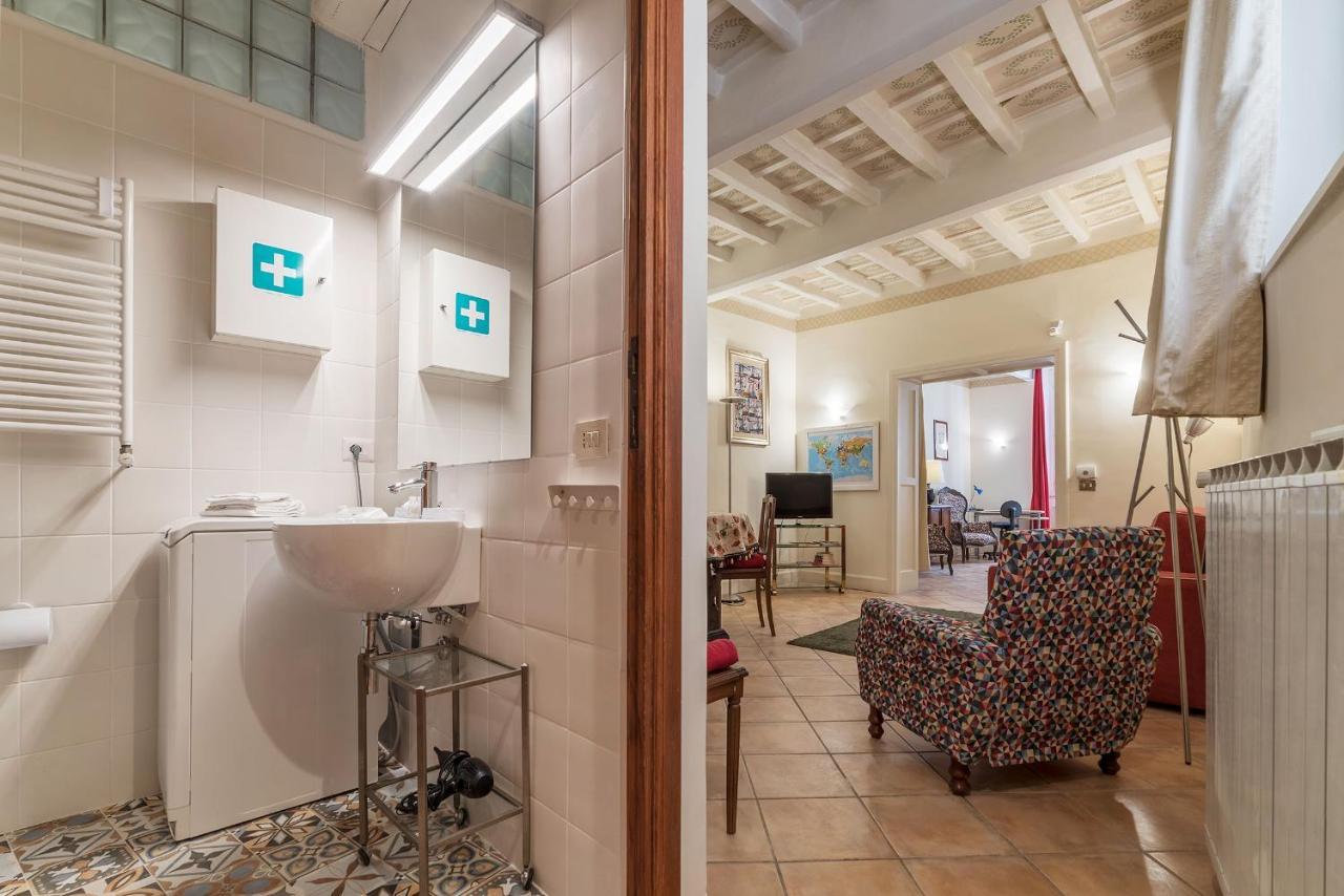 Fontanella Borghese Apartment - Fromhometorome Bagian luar foto
