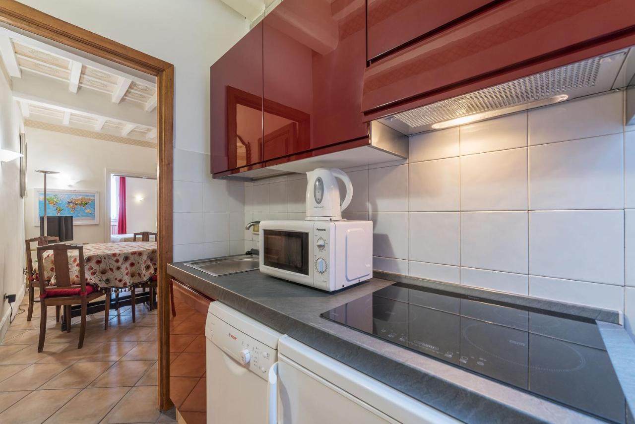 Fontanella Borghese Apartment - Fromhometorome Bagian luar foto
